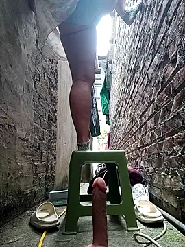 July-Asian live sex cam