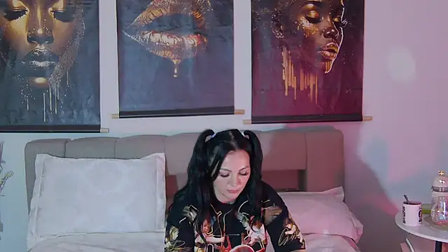 ReiyaRey's cam snapshot