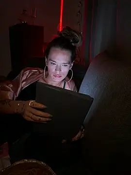 vinique99's cam snapshot