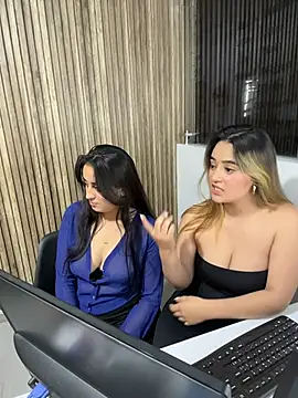 Antonella_Julieta live sex cam