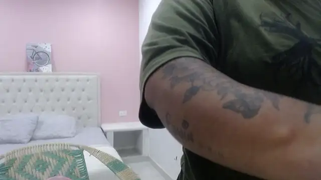 Gabycutee live sex cam