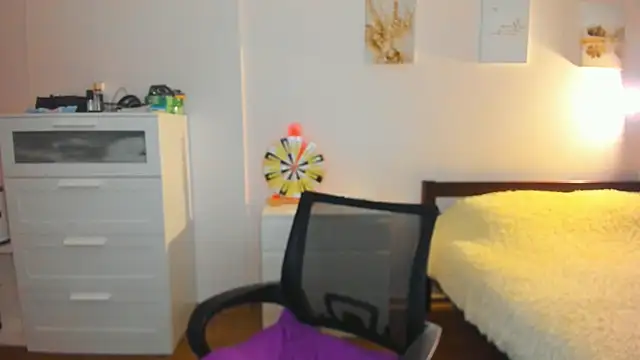 Ellista's cam snapshot