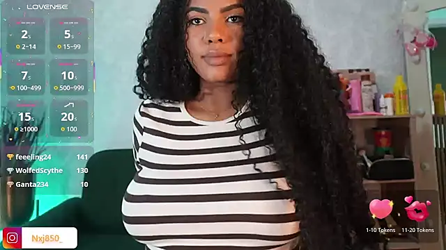 HOTBLACKANDWHITE2 live sex cam