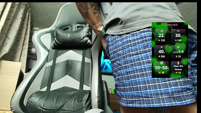 Nickhot0609 live sex cam