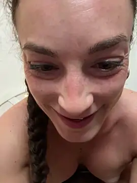 Martyca_Beee live sex cam