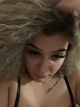 CrazyJessika live sex cam