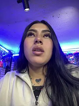 emily_24x live sex cam