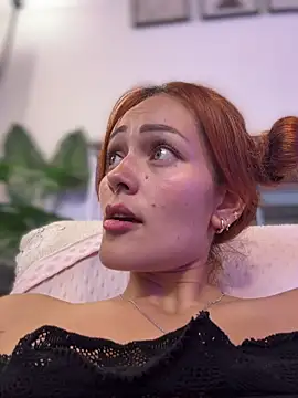 Miss-Abbii live sex cam