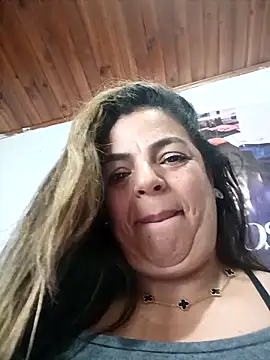 Mia-Glow live sex cam