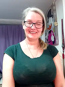 irinamaux live sex cam