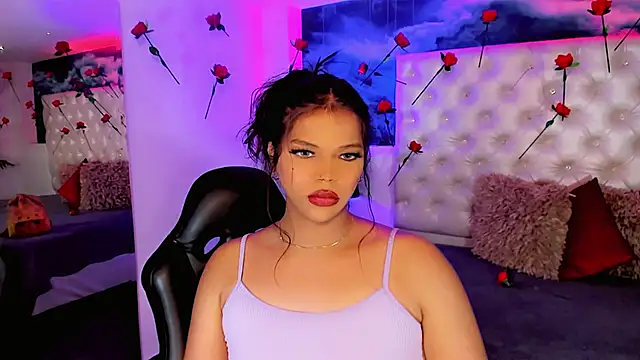 Keira_Fox31 live sex cam