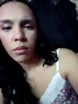 LunaTranss live sex cam