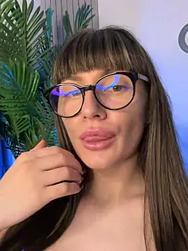 Ecaterinaaa's cam snapshot