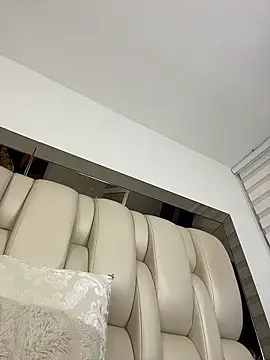 ALISSON_FOXXX1 live sex cam