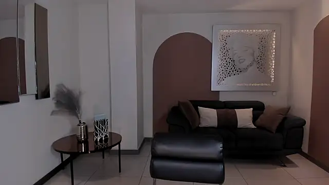 LucieMartin's cam snapshot