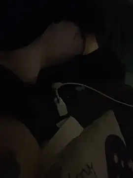 R0XXY's cam snapshot