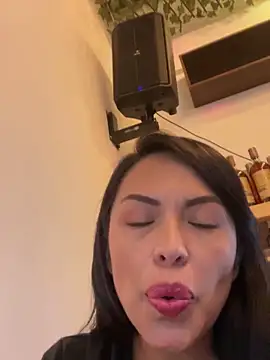 Emma_Sanz__'s cam snapshot