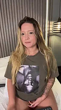 MiaPetit_'s cam snapshot