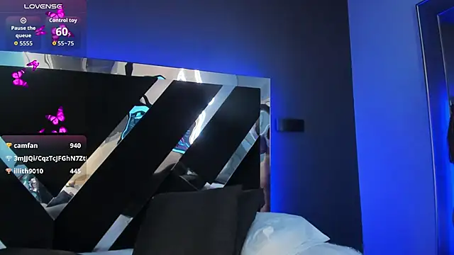 AmmyJones_'s cam snapshot