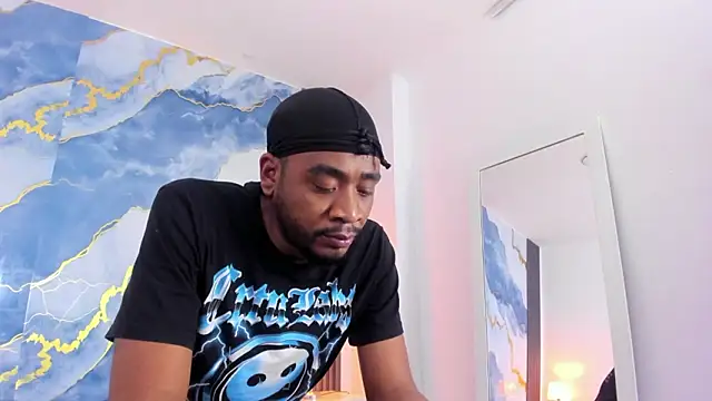 Kylieandjhonny live sex cam