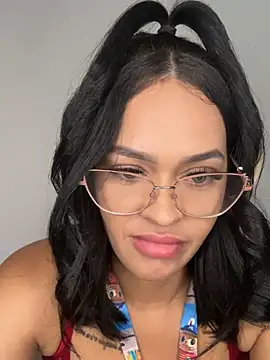 Lylyyy01's cam snapshot