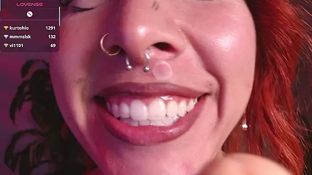 bri_von_dhara__'s cam snapshot