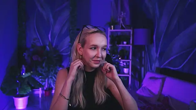 MaoqiBeverly's cam snapshot