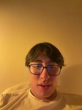 SrLuis18 live sex cam