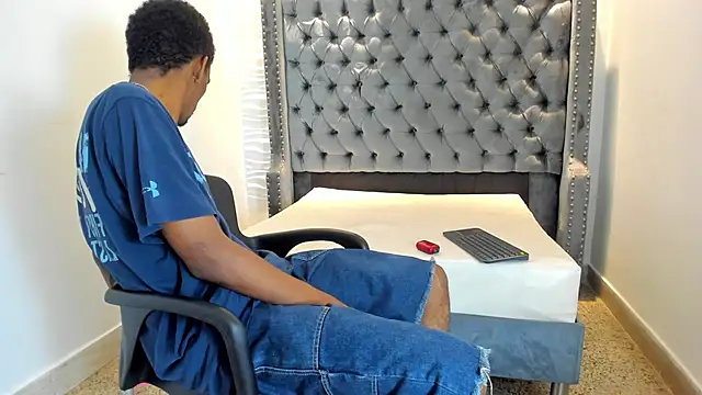 nero_reyd live sex cam