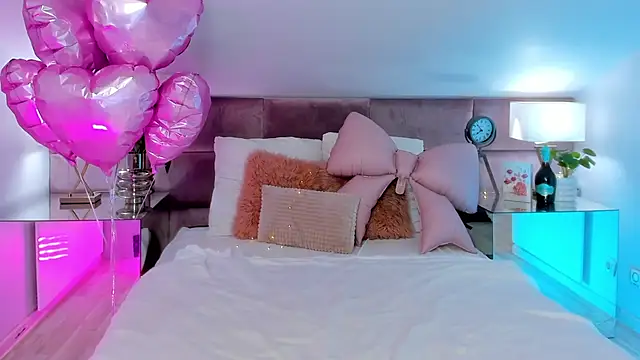 MiaMuse live sex cam
