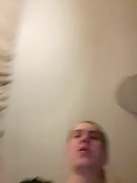 CutieCD's cam snapshot