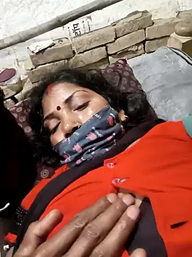 Indiandesicouple155 live sex cam