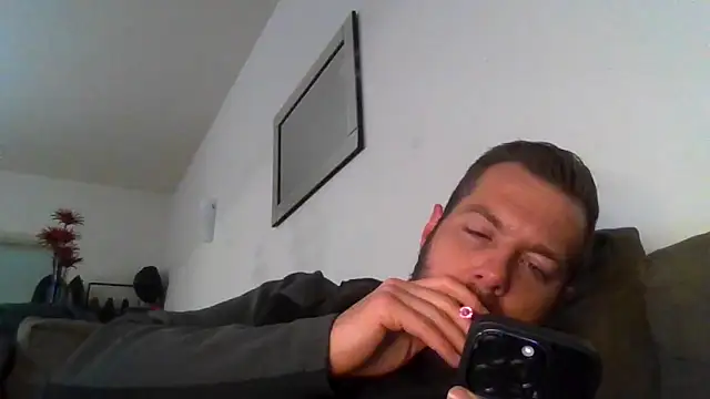 cheekycherryx's cam snapshot