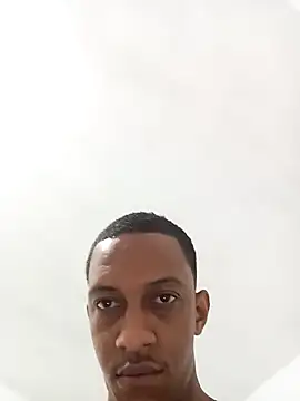 Pretinhoo25 live sex cam