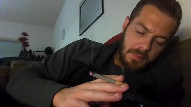 cheekycherryx's cam snapshot