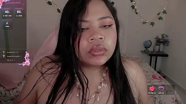 Juicy_elenxx's cam snapshot