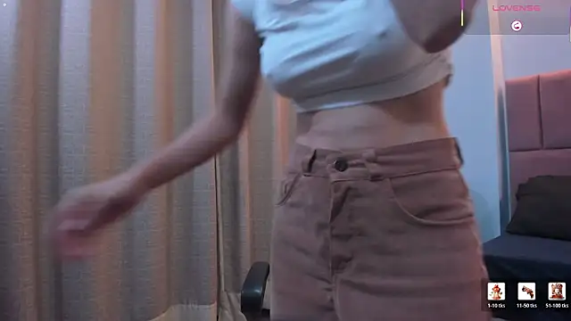 miacarperrlux live sex cam