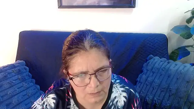 Linda_banks_ live sex cam