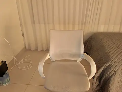 Geminis017's cam snapshot