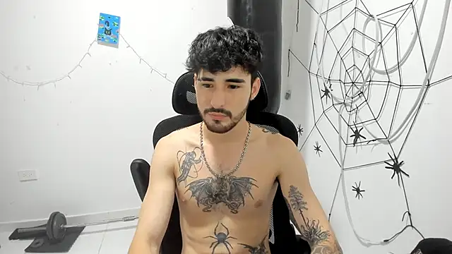 DmitriSanders live sex cam