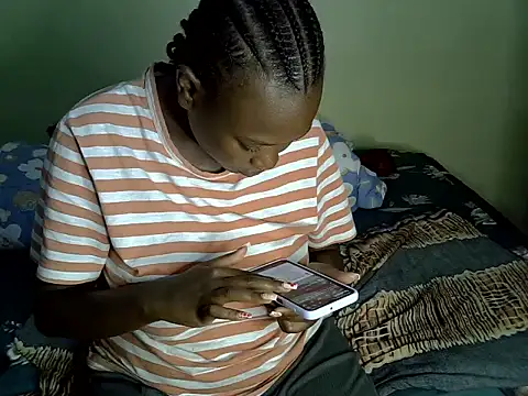 Sexiebony12's cam snapshot