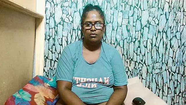 Exotic_indian95's cam snapshot