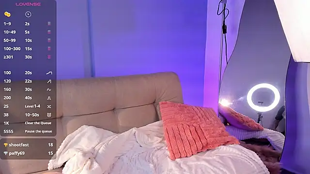 luisanova live sex cam