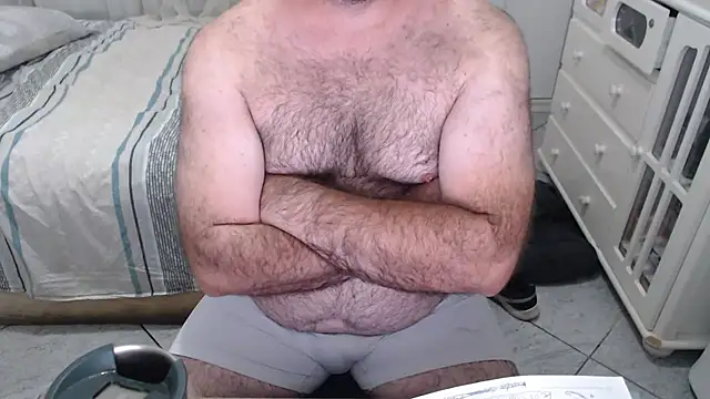 MysterBearMG live sex cam