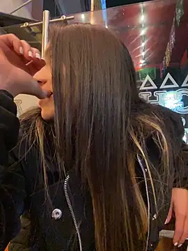 AbyThompson live sex cam