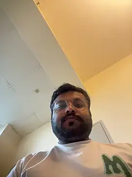 HonedGrub live sex cam