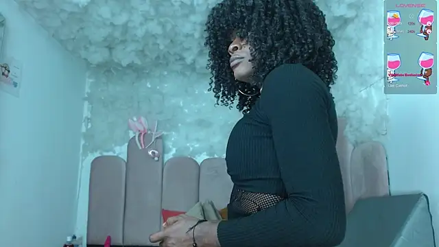 puca_ebony live sex cam