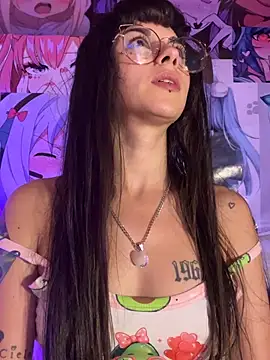 VioletaSubmissive live sex cam