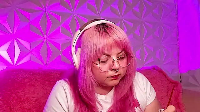 Satyn_doll's cam snapshot