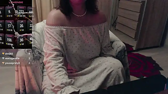 Nowher1_baby's cam snapshot